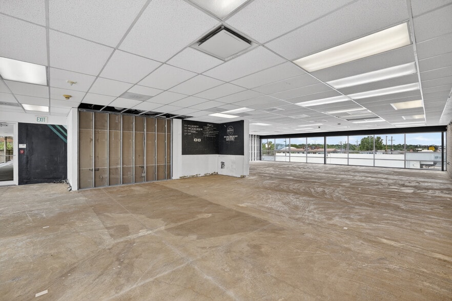 More Photos Of 441 Wadsworth Blvd, Lakewood Medical For Lease