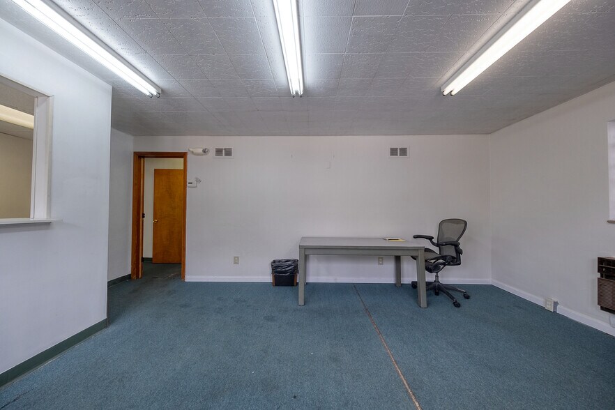 More Photos Of 340 Center Ave, Pittsburgh Medical For Sale