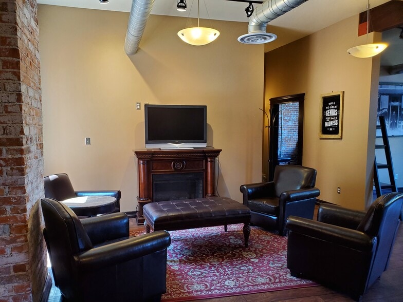 More Photos Of 208 Main St, Lewiston Loft Creative Space For Sale