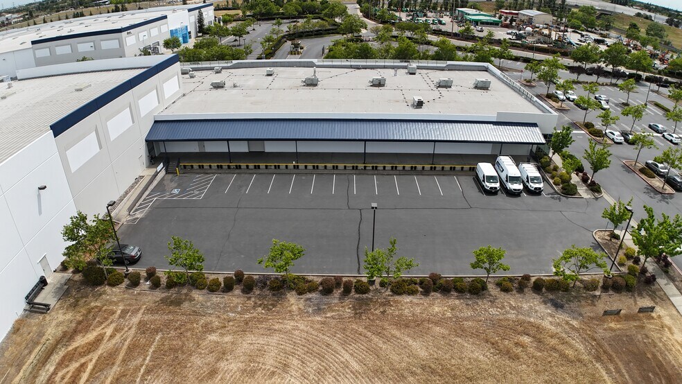 More Photos Of 10000 Alantown Dr, Roseville Manufacturing For Lease