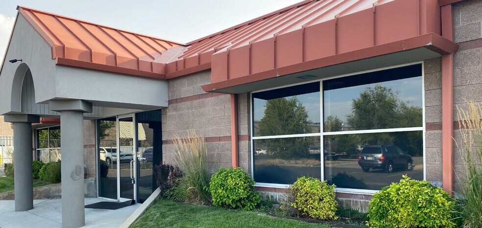 More Photos Of 1751 Alexander St, West Valley Coworking Space