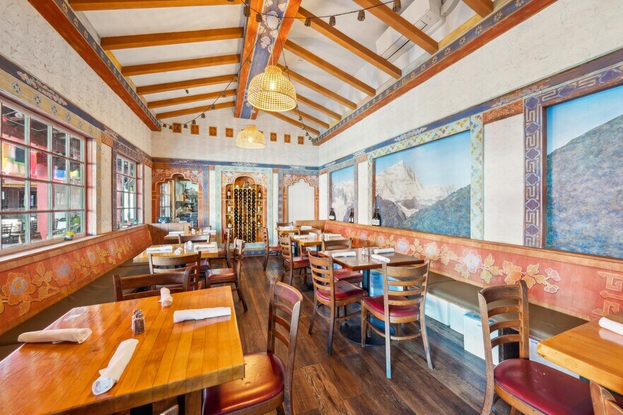 More Photos Of 460 - 464 1st St E, Sonoma General Retail For Sale