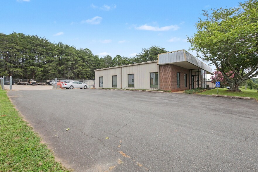 More Photos Of 455 Forum Pky, Rural Hall Industrial For Sale