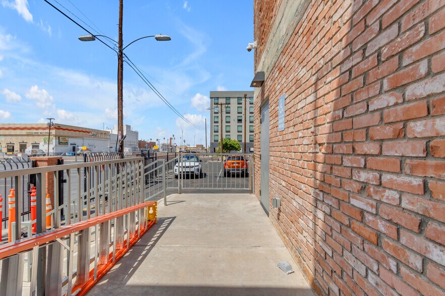 More Photos Of 245 E Jackson St, Phoenix Freestanding For Sale