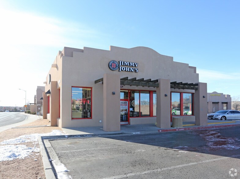 More Photos Of 3526 Zafarano Dr, Santa Fe Freestanding For Lease