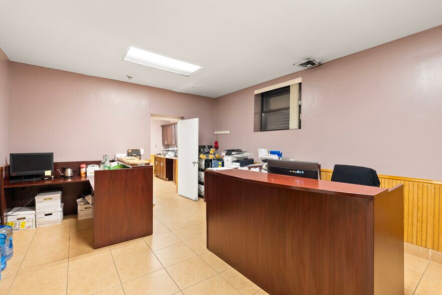 More Photos Of 310 Sherman Ave, Newark Warehouse For Sale