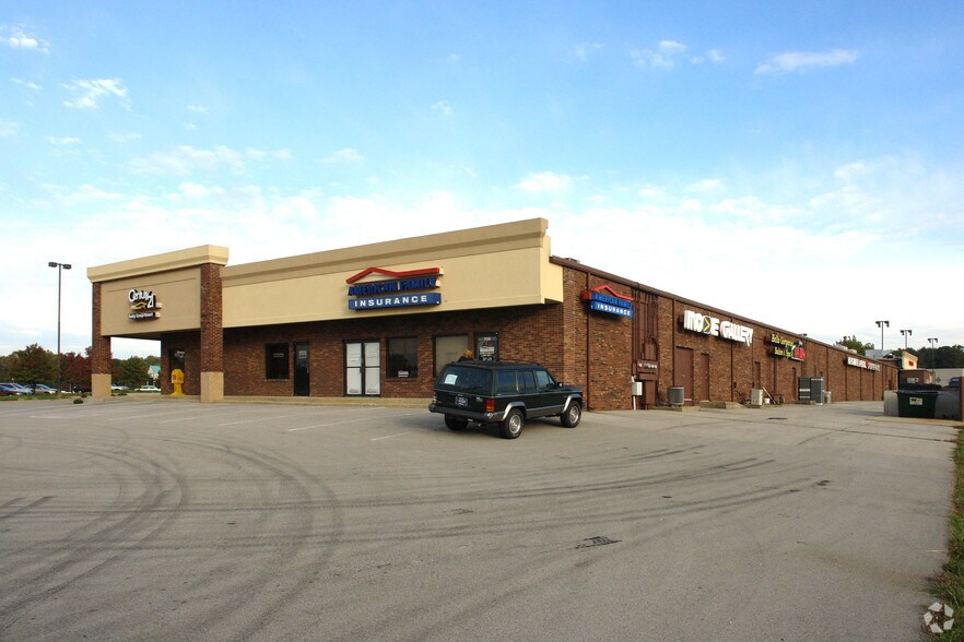 More Photos Of 708-718 Highlander Point Dr, Floyds Knobs Storefront Retail Office For Lease