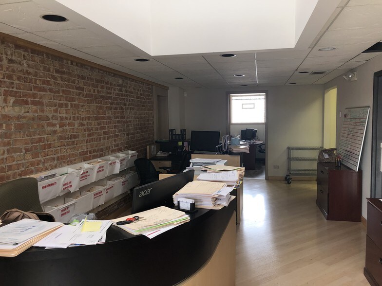 More Photos Of 6613-6621 Ogden Ave, Berwyn Storefront Retail Office For Sale