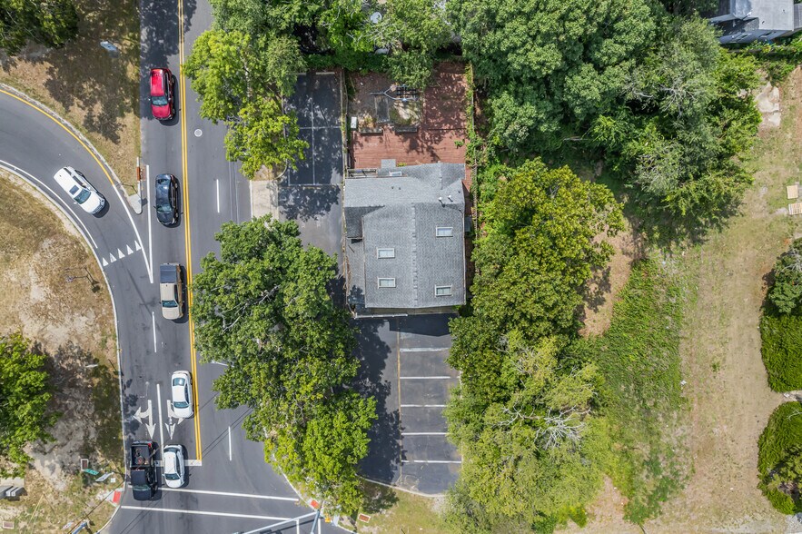 More Photos Of 2 Garfield Ave, Toms River Medical For Sale