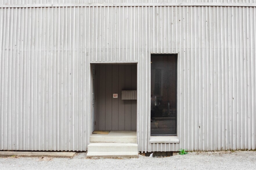 More Photos Of 995 S High St, Columbus Loft Creative Space For Sale