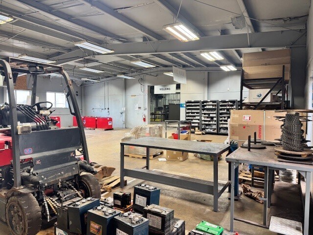 More Photos Of 2304 River Rd, Piedmont Manufacturing For Lease