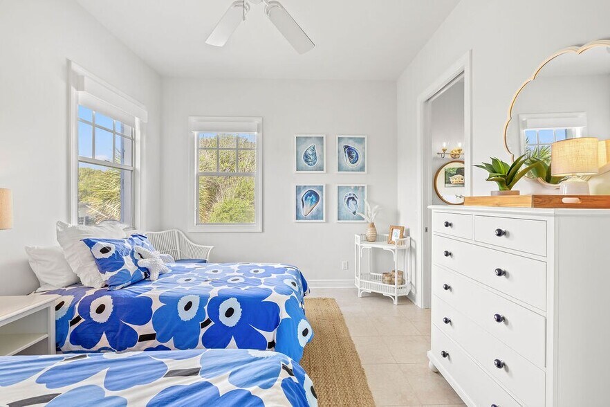 More Photos Of 3509 Ocean Dr, Vero Beach Office Residential For Sale