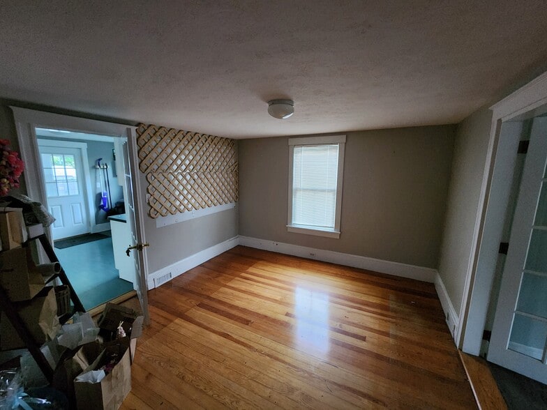 More Photos Of 600 Washington St, Pembroke Office For Lease