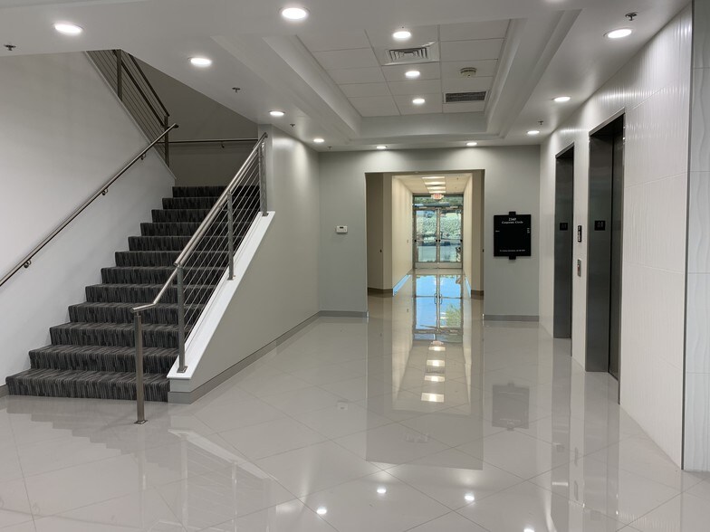 More Photos Of 2340 Corporate Cir, Henderson Office For Sale