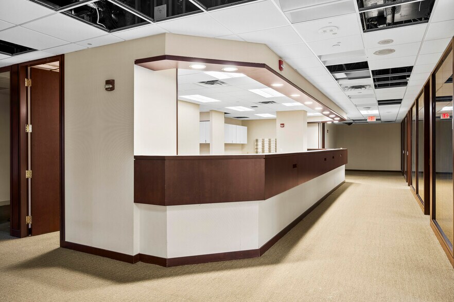 More Photos Of 80 State St, Albany Office For Lease