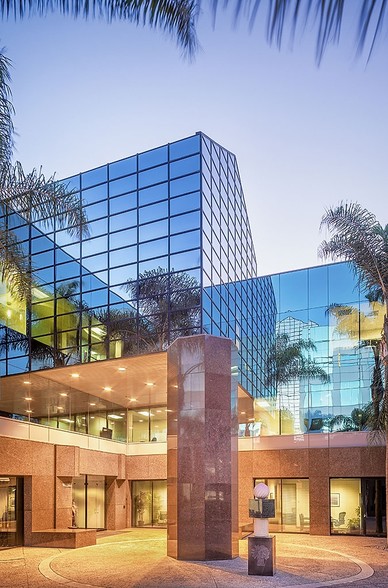 More Photos Of 1 Pointe Dr, Brea Office For Lease