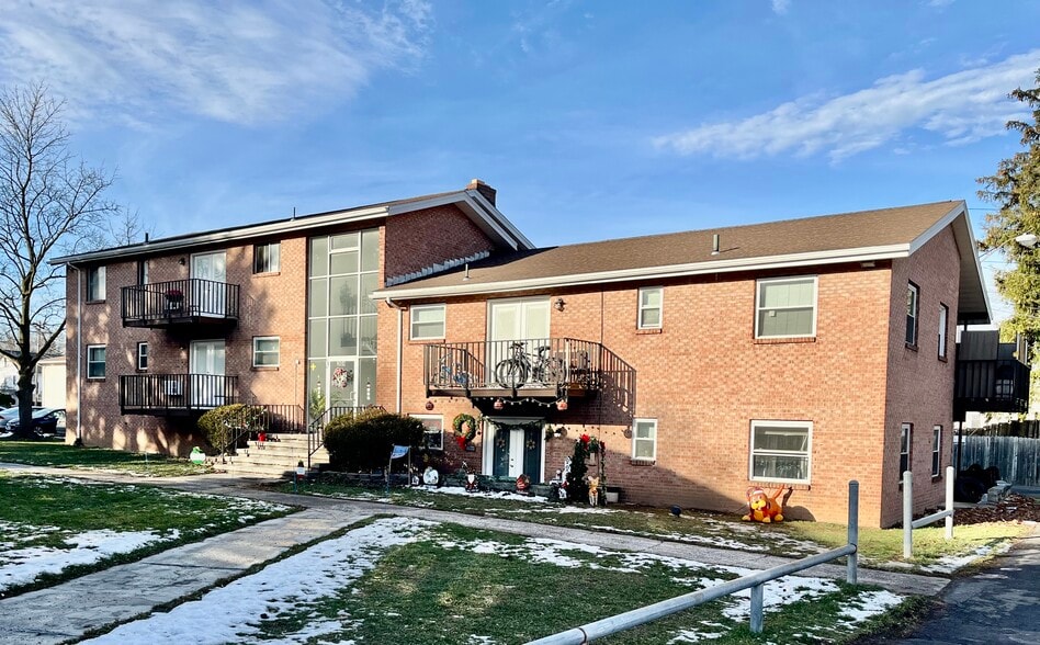 Primary Photo Of 2594-2608 Dewey Ave, Rochester Apartments For Sale