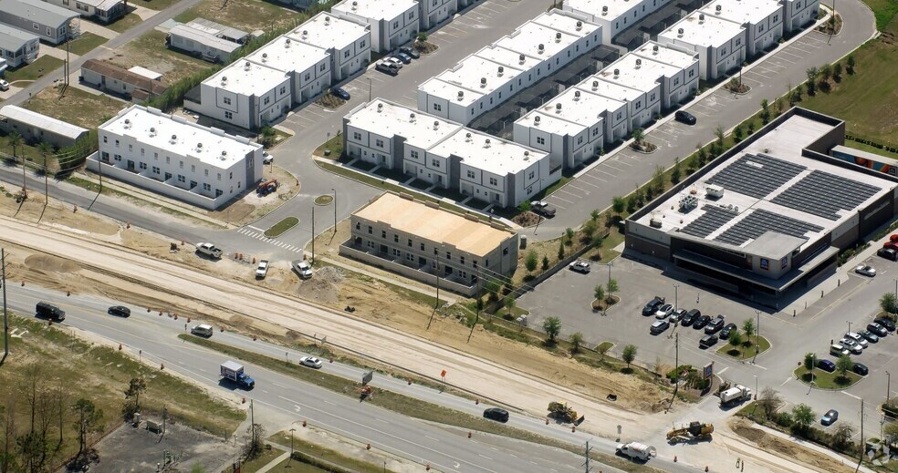 More Photos Of 7530 Osceola Polk Line Rd, Davenport Apartments For Sale