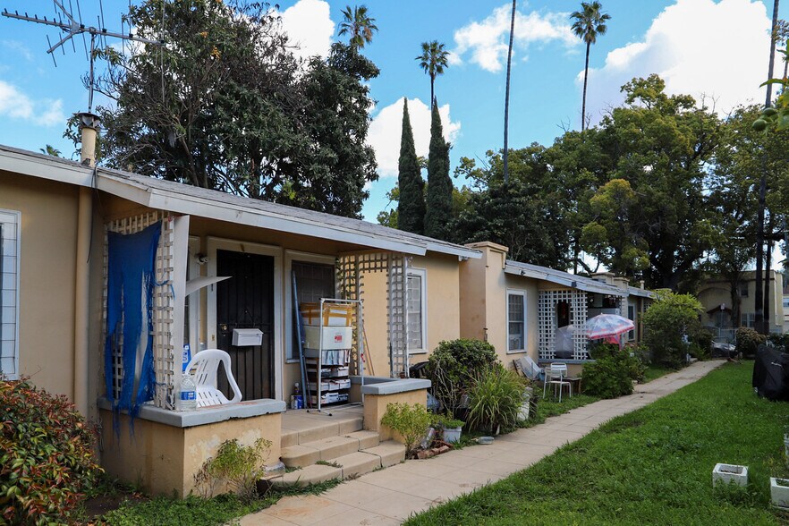 More Photos Of 1621 N Kingsley Dr, Los Angeles Apartments For Sale