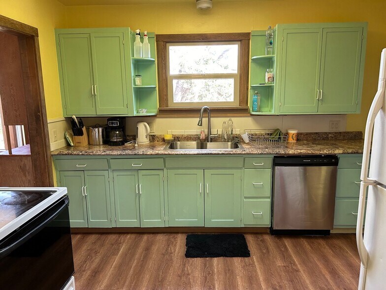 More Photos Of 2080 Riverview St, Eugene Land For Sale