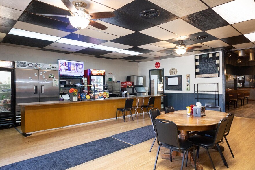 More Photos Of 103 W Main St, Hardwick Restaurant For Sale