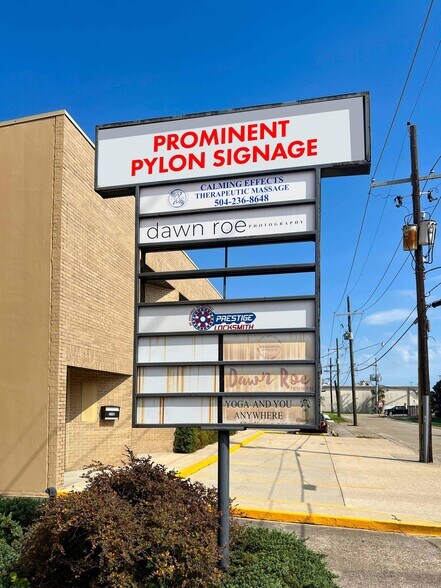 More Photos Of 2622-2632 Metairie Lawn Dr, Metairie Medical For Lease