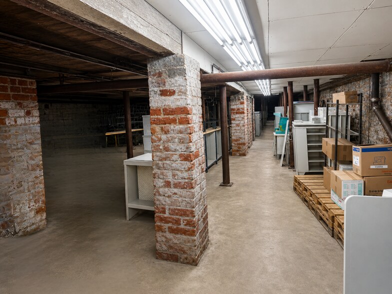More Photos Of 1887 Third Ave, New York Storefront For Lease