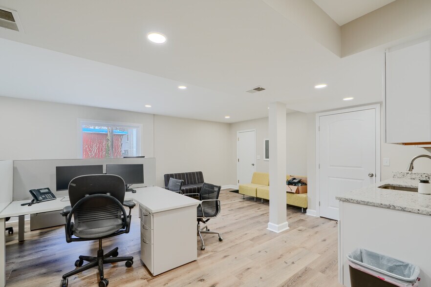 More Photos Of 716 S Main St, Bel Air Office Residential For Sale