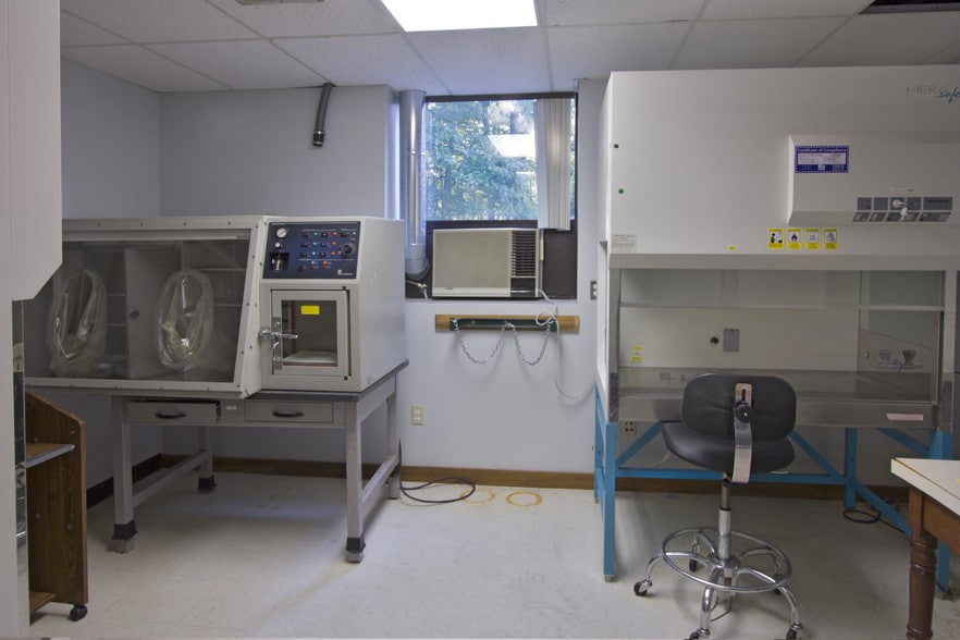 More Photos Of 63 Great Rd, Maynard Loft Creative Space For Sale