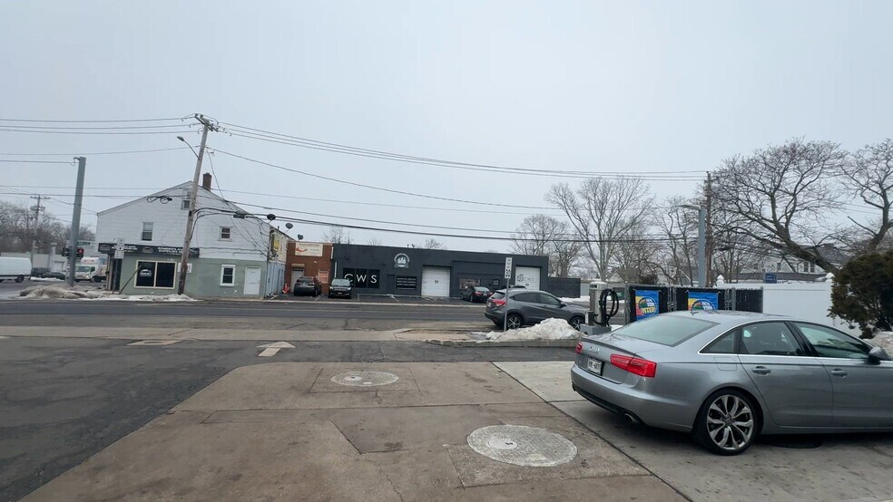 Primary Photo Of 234 Medford Ave, Patchogue Service Station For Sale