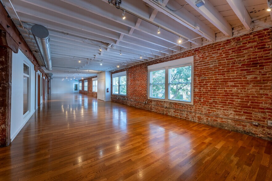 More Photos Of 635-675 G St, San Diego Storefront Retail Office For Lease