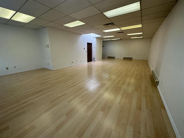 More Photos Of 13986 Cambie Rd, Richmond Light Distribution For Lease