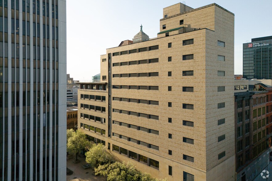 More Photos Of 369-377 Main St, Buffalo Office For Sale