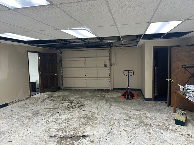 14377 US Highway 19 N, Clearwater, FL 33764 Warehouse For Sale