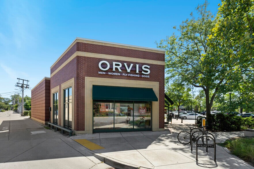 More Photos Of 1199 Wilmette Ave, Wilmette General Retail For Lease