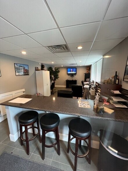 More Photos Of 81 Munson St, Milford Warehouse For Lease