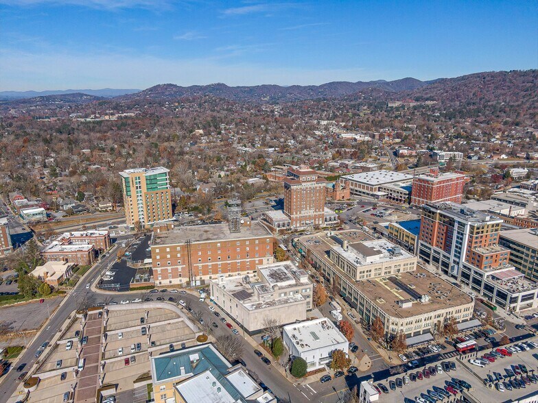 More Photos Of 14 O'Henry Ave, Asheville Loft Creative Space For Lease