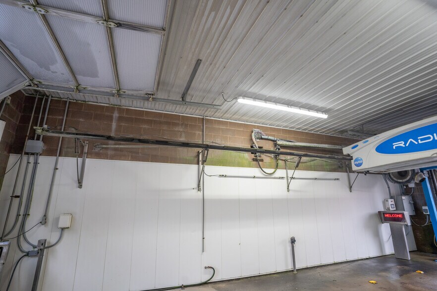 More Photos Of 301 W Coates St, Moberly Specialty For Sale