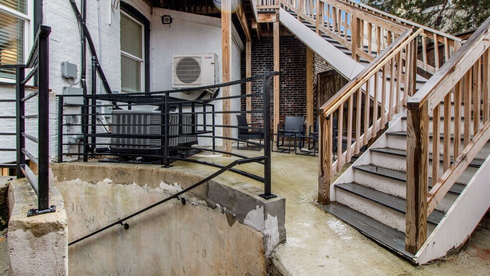 More Photos Of 1414-1416 Pennsylvania Ave SE, Washington Apartments For Sale