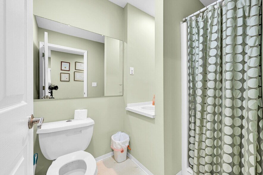 More Photos Of 21 Orchard St, Denville Medical For Lease