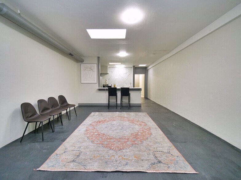 More Photos Of 9614-9616 MacArthur Blvd, Oakland Religious Facility For Lease