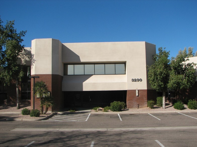 More Photos Of 3230 N Colorado St, Chandler Light Distribution For Lease