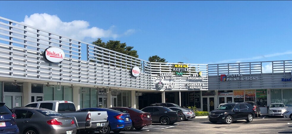 More Photos Of 17005-17051 S Dixie Hwy, Miami Unknown For Lease