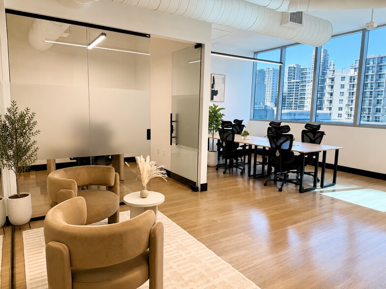 More Photos Of 1100 Brickell Bay Dr, Miami Coworking Space