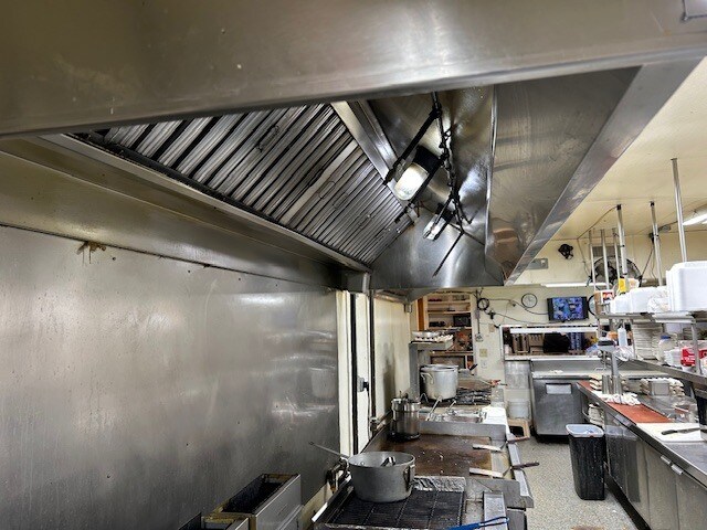More Photos Of 122 S Union St, Bryan Restaurant For Sale