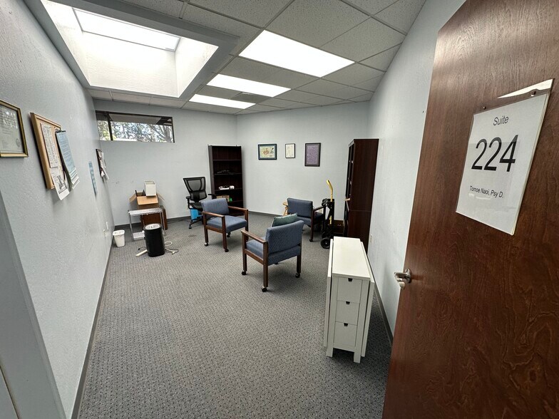 More Photos Of 3775 Beacon Ave, Fremont Coworking Space