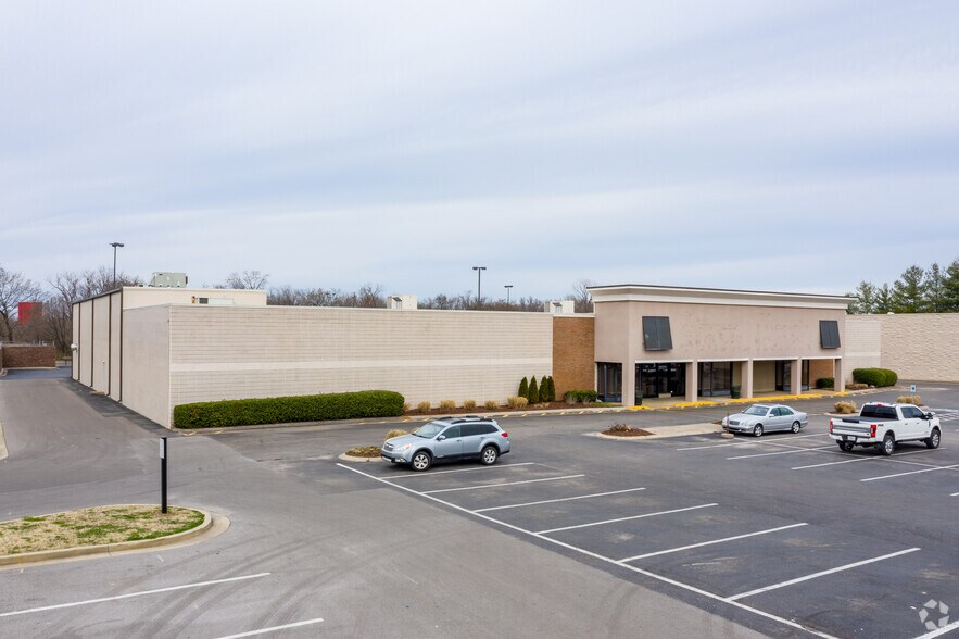 More Photos Of 92 White Bridge Rd, Nashville Unknown For Lease