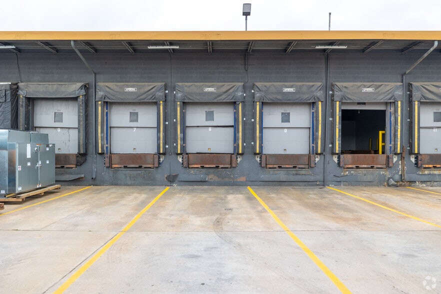 More Photos Of 5151 N Bannock St, Denver Refrigeration Cold Storage For Lease