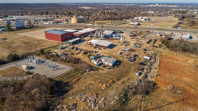 More Photos Of 1112 S George Nigh Expy, Mcalester Freestanding For Sale