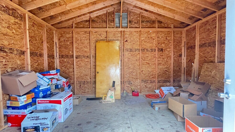 More Photos Of 14 Farmer St, Newnan Medical For Sale